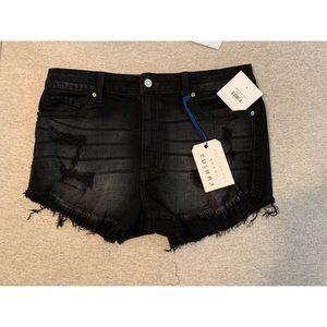 Zephyr Black Shorts